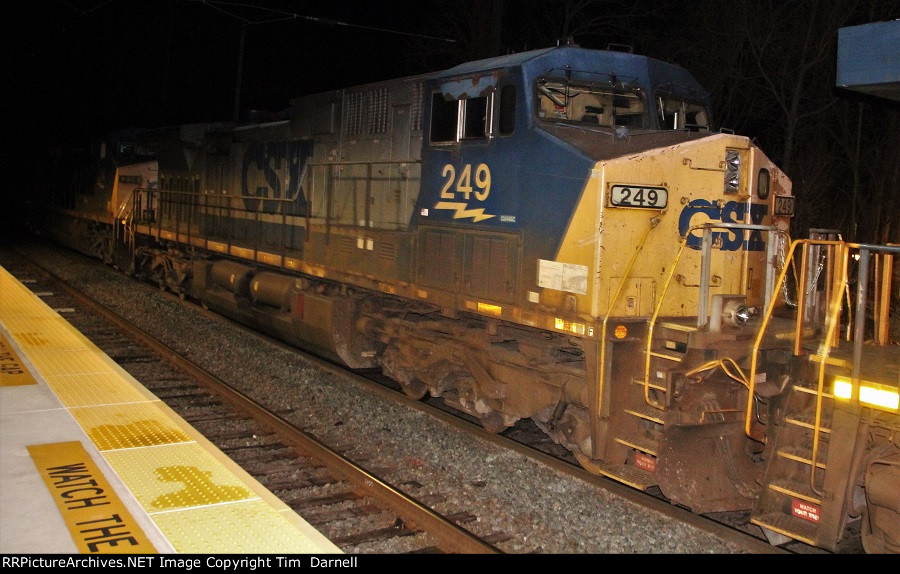 CSX 249 on Q190